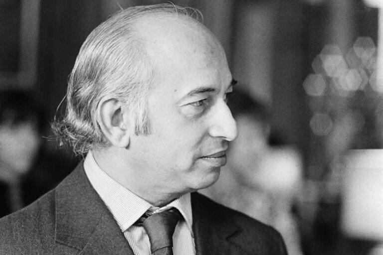 Pakistan: Bhutto Legend-Myth and Reality